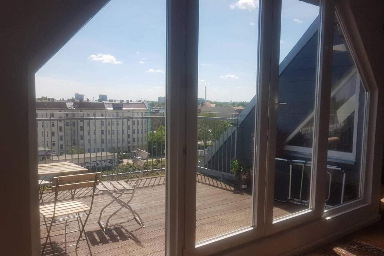 Helle Dachgeschosswohnung Fuer 8 Personen In Zentraler Lage Berlín Exteriér fotografie